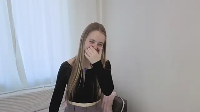 ChristiaSkeet webcam