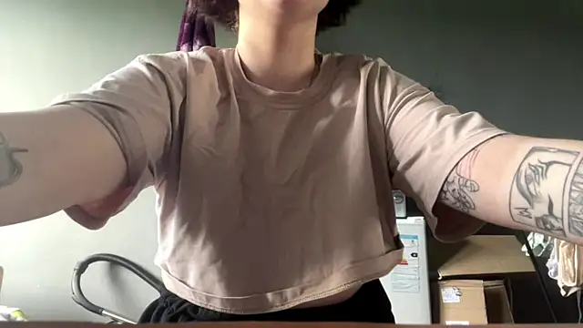LiyaStile webcam