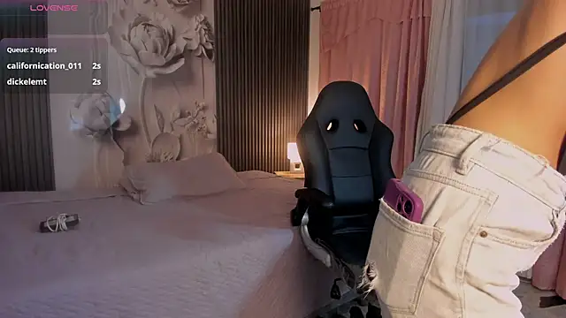 RenataMason webcam
