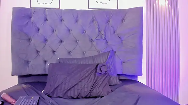 Alice_Jhons webcam