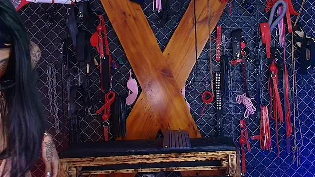 Luciifer_BDSM_ webcam