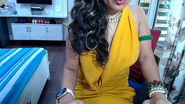 yourradhika webcam