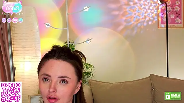 OliviaKis_ webcam