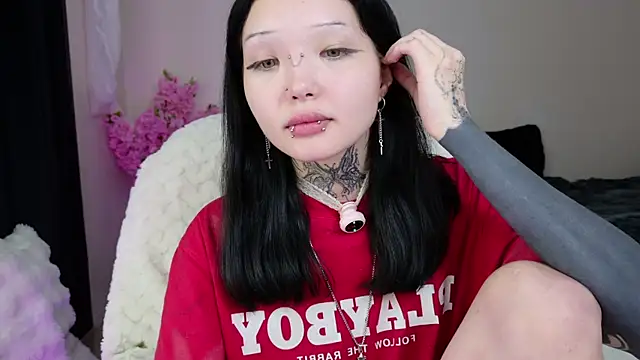 Lein_Bone live cam on StripChat