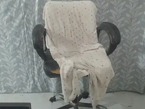 cute-priy webcam