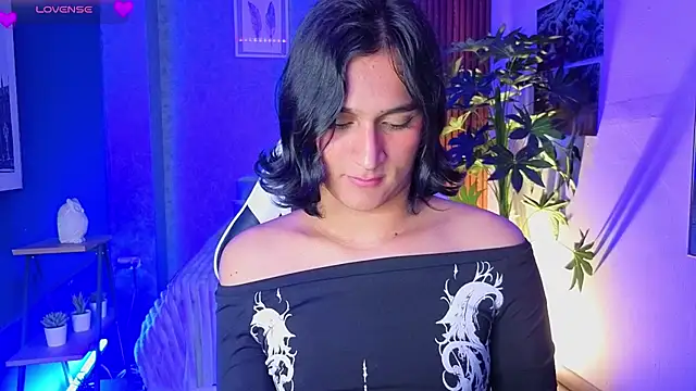 Zoee_Kiss_ live cam on StripChat