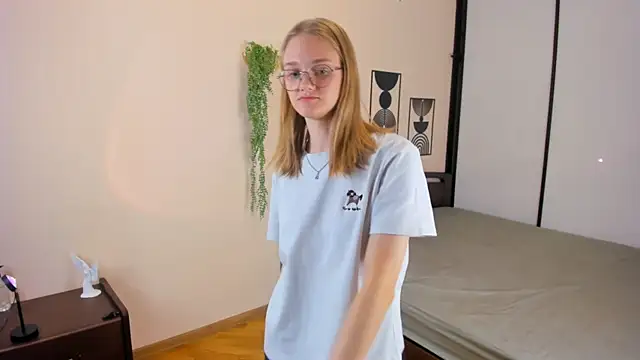 FemMantis webcam