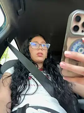 Alice_surprise webcam