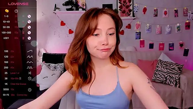 LanaBlu_ webcam