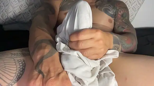 tony8miami webcam