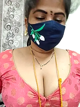 gaurika18 webcam