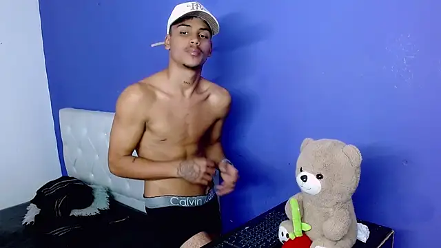 Angel_foxc13 webcam