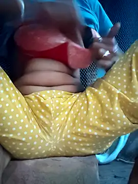 Sweet-runi live cam on StripChat