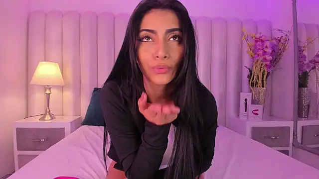 CleoSteele webcam