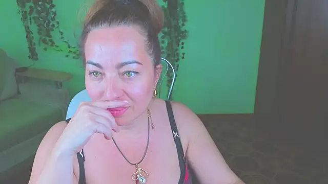 Zoe_Zephyr webcam