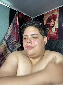 Hailey_Curvy live cam