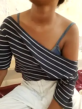 Navya6879 webcam