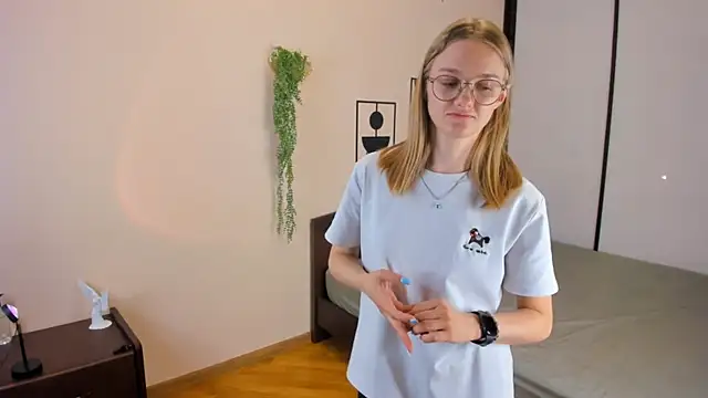 FemMantis webcam