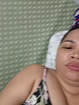 Sweetlorie_83 webcam
