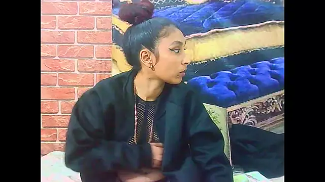 IndianSexyButt webcam