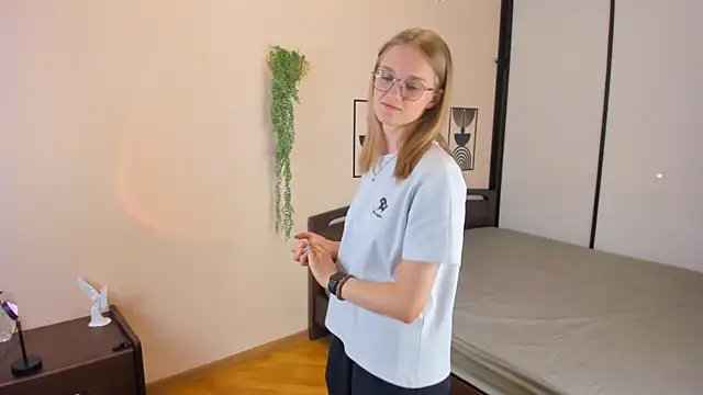 FemMantis webcam
