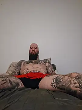 Beardedtattood live sex cam