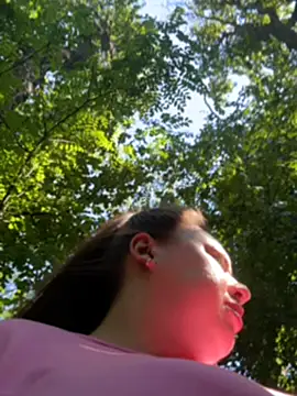 Sara_Hug webcam
