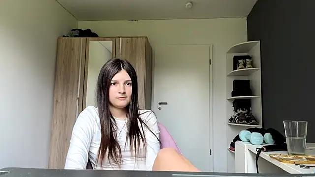 SpanishRooter webcam
