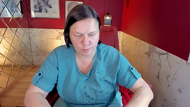 KellyPerfection webcam