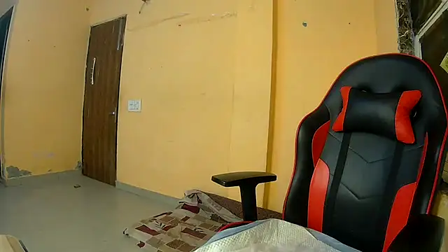 callmeshreya webcam