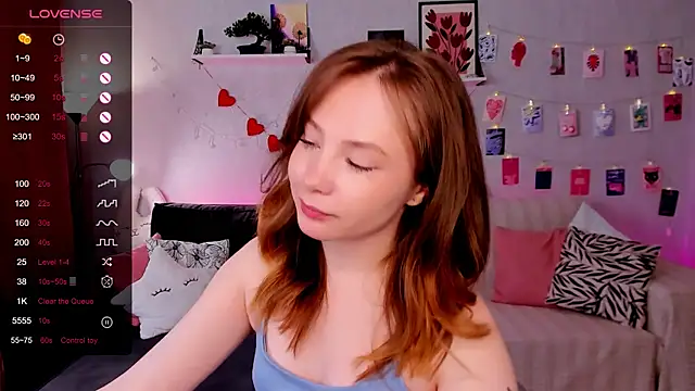 LanaBlu_ webcam