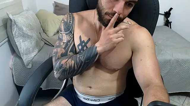 Isaac_Carter webcam