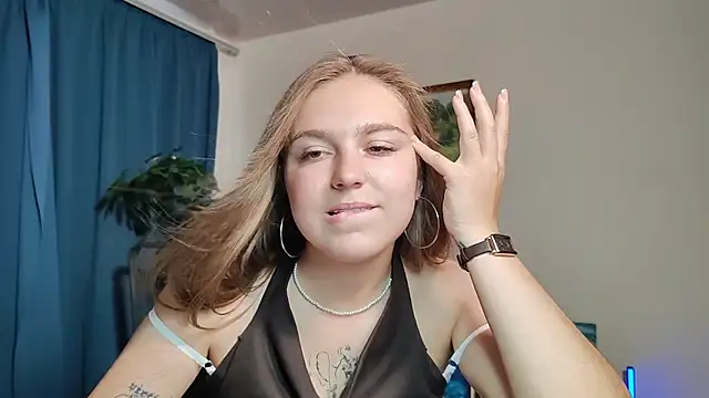DainaCampagnini webcam
