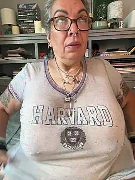 dieseldame1313 webcam
