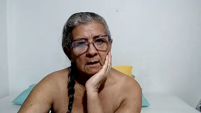 candy_mature_ live cam