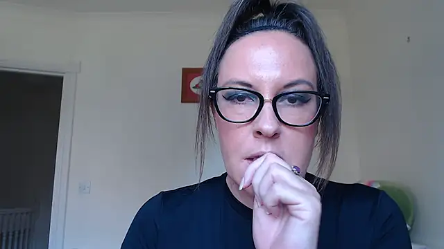 Humiliatrixxxx webcam
