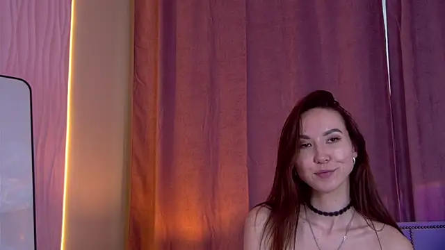 EmilyGray__ webcam