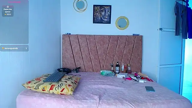 issa__love live cam