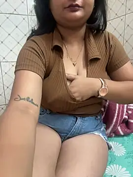 Curvy_Anaya live cam on StripChat