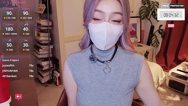 nayomi_34f
