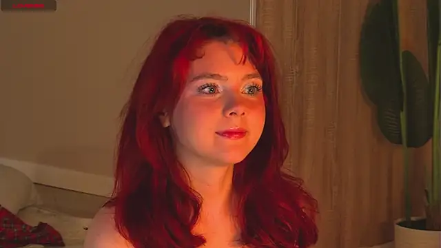 Nora__Ray webcam