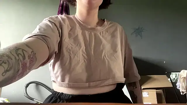 LiyaStile webcam