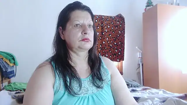 ExtasyMature live cam on StripChat