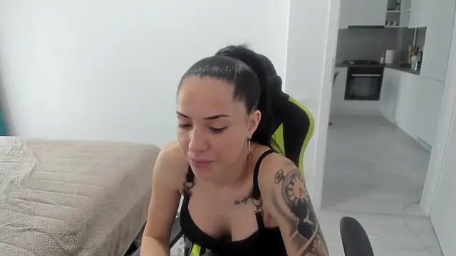 emmapmg - Emmapmg's free webcam - UK Sex Cams