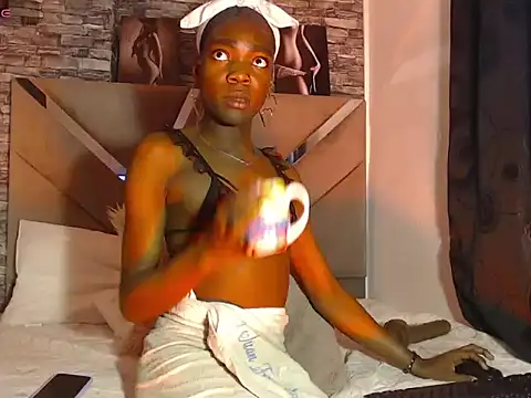 black_tsx webcam