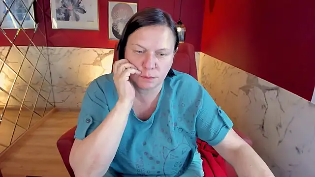 KellyPerfection webcam