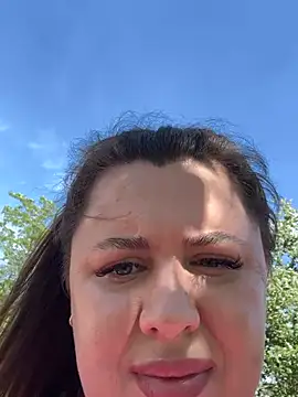 Sara_Hug webcam