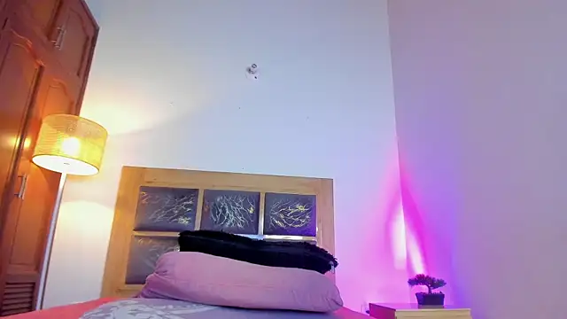 Zoe_sky1 webcam