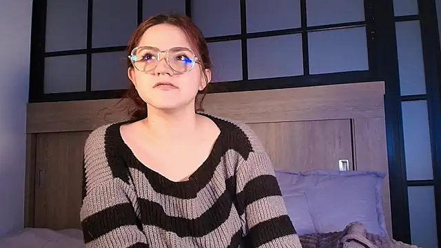 Daphne_and_Roger_ live cam