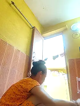 Sexy-Suhani2